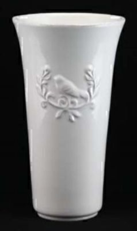 White Bird Ceramic Vase by Gisela Graham. Shabby Chic Aged Look. Size 20x12cm